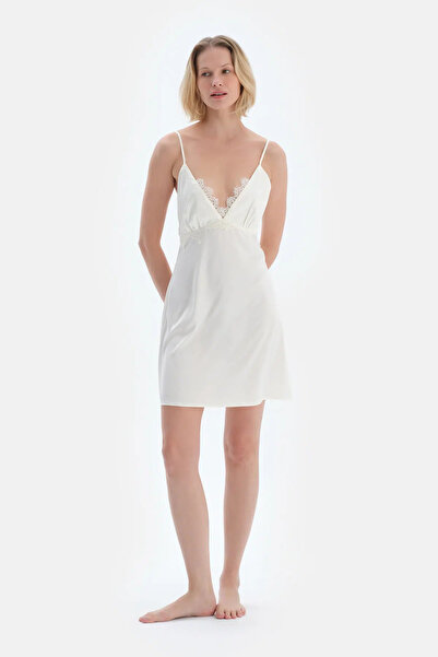 Dagi Kırık Beyaz Dantel Detaylı Saten Brıde Gecelik