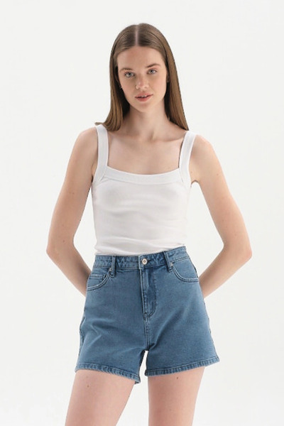 Dagi Tricou alb cu bretele cu nervuri