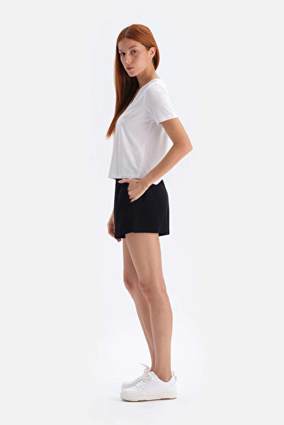 Dagi Black Linen Shorts