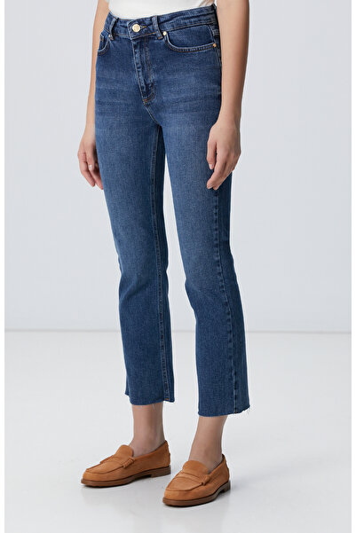 Network İndigo Kesik Paça Denim Pantolon