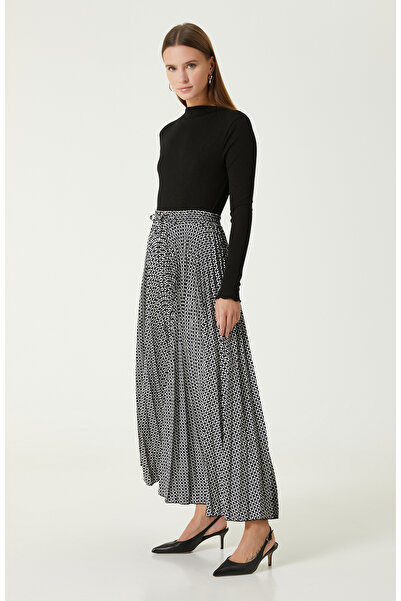 Network Siyah Kırık Beyaz Piliseli Desenli Maxi Etek