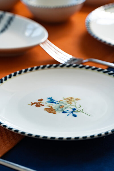 Heda Porselen Demet 16 Parça 6 Kişilik Porselen Kahvaltı Takımı