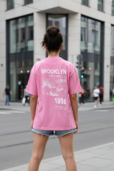 UNCİA OUTDOORS تي شيرت مطبوع عليه بروكلين من malkoçbey