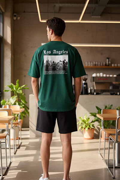 UNCİA OUTDOORS Унисекс тениска с щампа на гърба и О-образно деколте с лого на...