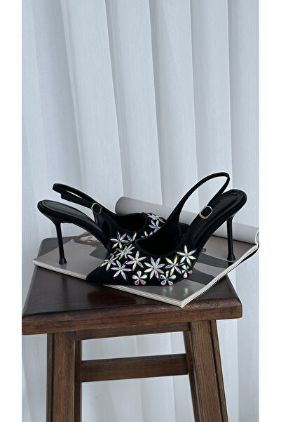 Letafia Lizza Çiçek Detaylı Topuklu Ayakkabı