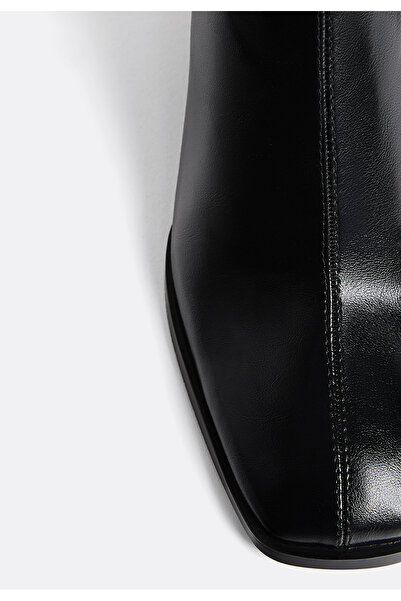 Stradivarius Streç Bilekli Orta Boy Topuklu Bot