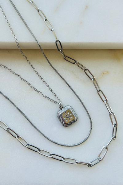 Tupek Store قلادة نسائية من الفولاذ مكونة من 3 طبقات - لا تسبب تسود، سلسلة قا...