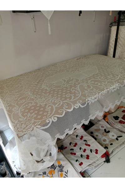 Elisam Stain-Proof Worry-Free Tablecloth (Cream Lace Tablecloth