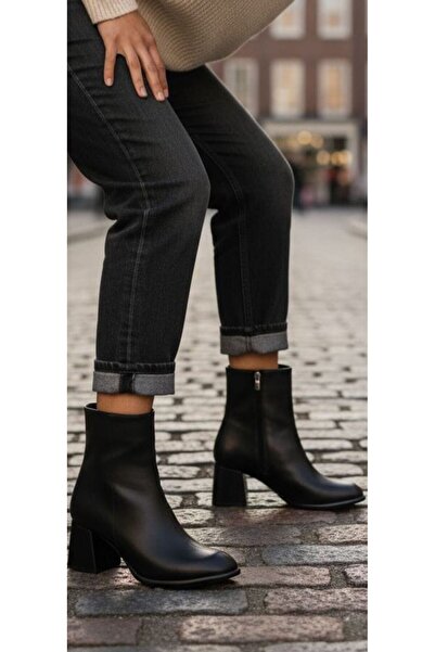 By Ramon Caliente Kadın Kısa Topuklu Bot