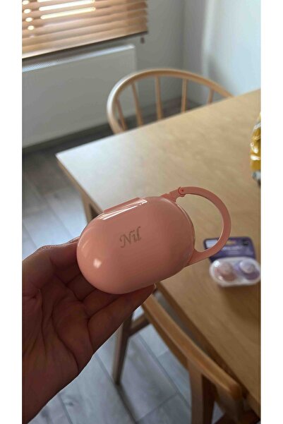 Serap Yılmaz Sahi Isimli Pembe Renk Bebek Emzik Saklama Kabı Tysysh0500