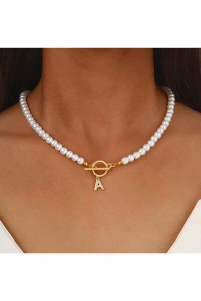 huitich قلادة من حبات اللؤلؤ مع سحر الأبجدية باللون الذهبي