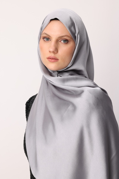 Mooncorn Gray Diamond Aura Shawl