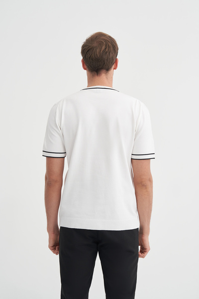 Cazador Μπλουζάκι με ριγέ πλεκτό με κανονική εφαρμογή με λαιμόκοψη