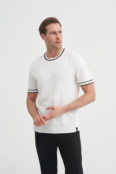 Cazador Μπλουζάκι με ριγέ πλεκτό με κανονική εφαρμογή με λαιμόκοψη