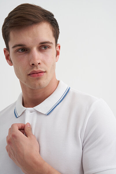 Cazador Μπλουζάκι με λεπτή εφαρμογή με λαιμόκοψη με απαλή υφή