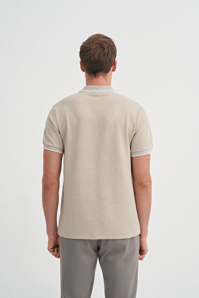 Cazador Μπλουζάκι με λεπτή εφαρμογή με λαιμόκοψη με απαλή υφή