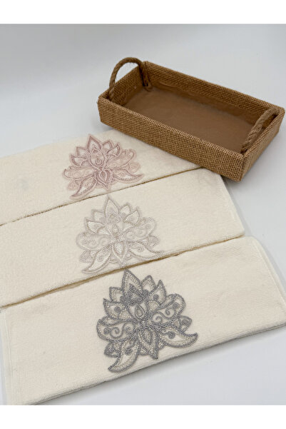 AYHANHOME Hasır Sepette Güpürlü 3'lü Çeyizlik Hediyelik 30x50 Mutfak Havlu Seti