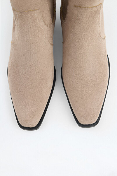 LUTVELIZADE Bot 2302 - Küt Burun Bilek Detaylı Vizon Süet Kadın Bot