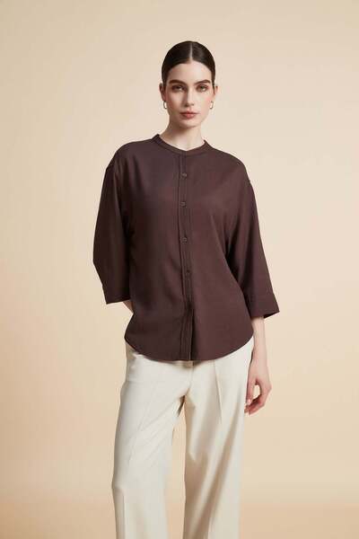 Yola بلوزة سادة بأزرار أمامية