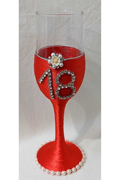 OEM Party Set consisting of the Birthday Girl's Glass and a Cake Topper, assorted