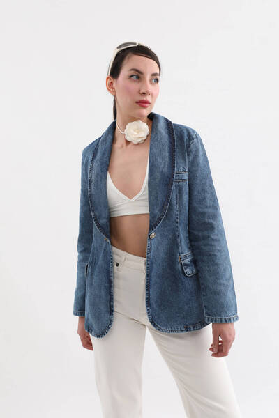 BANNY JEANS سترة جينز نسائية بأكمام طويلة وزر واحد باللون الأزرق