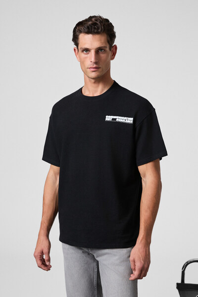 GRIMELANGE Crest Men's Chest and Back Printed 100% Organic Cotton Oversize Fit Crew Neck Black T-Shirt