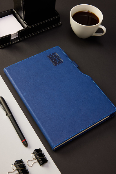 locko Kişiye Özel Hediyelik Cilt 2026 Düz Sert Kapak Lacivert Deri Ajanda
