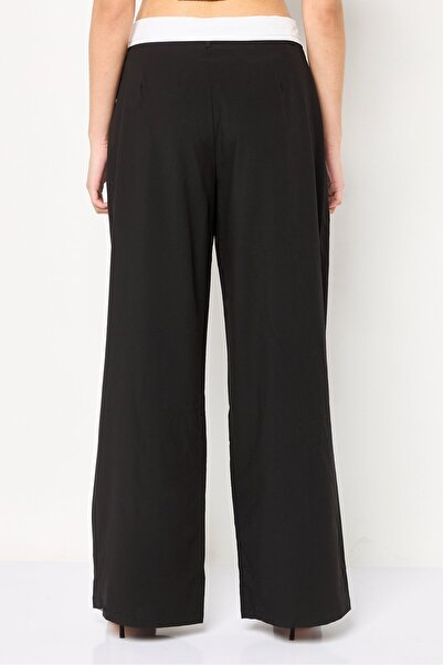 Forever 21 Women Regular Fit Plain wide Leg Pants, Black