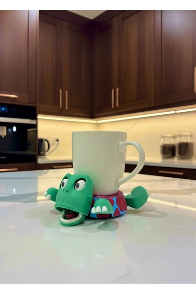 MCY DEKOR Fanatik Kaplumbağa Bardak Altlığı – Hareketli ve Eğlenceli Kupa Altlığı (Bordo - Mavi Çizgili)