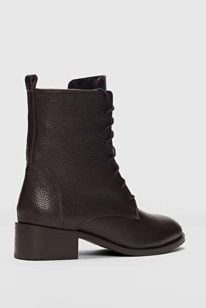 selin shoes Tera Bağcık Detaylı Fermuarlı Kadın Bot-KAHVERENGİ