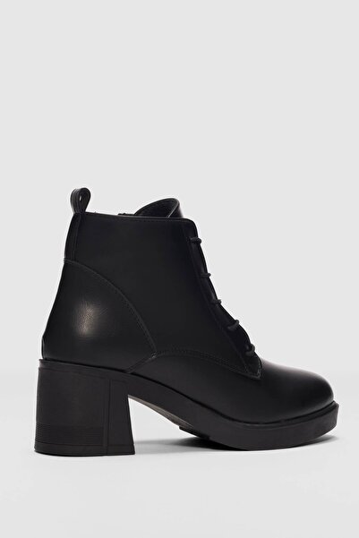 selinshoes Fendor Bağcık Detaylı Yandan Fermuarlı Kadın Bot- SİYAH