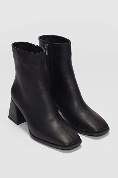 selinshoes Aris Ön Çizgi Detaylı Küt Burun Kadın Bot-SİYAH