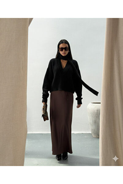 HAFT سترة تريكو بياقة عميقة على شكل حرف V – مجموعة بوتيك