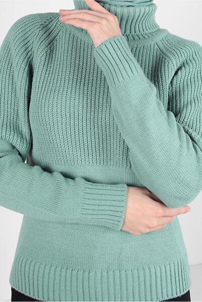 Alvina Knitwear Sweater - Turtleneck Collar, Model 44068