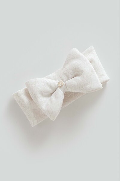 Caramell رباط شعر صغير مزين بأزرار دانتيل، لون إكرو