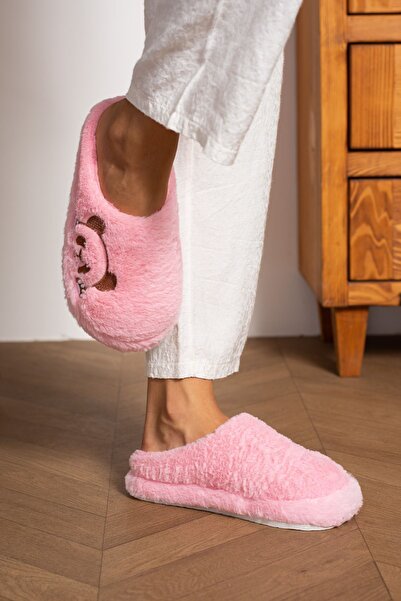 topukludünyası Peluşlu Panda Detaylı Kadın Kışlık Ev Terliği