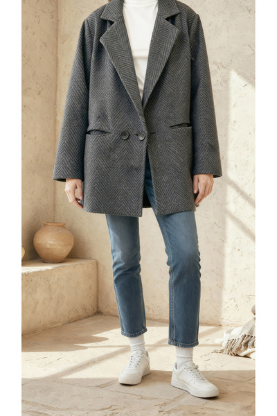 CurcunaShop Dámský antracitový kabát s rybím vzorem a oversize střihem