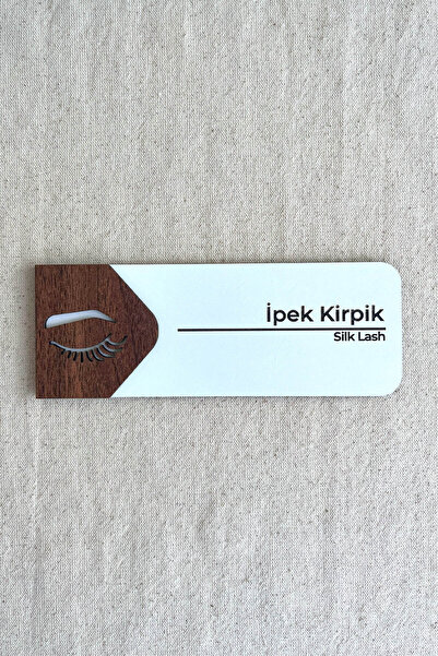 Kuzeylina İpek Kirpik Kapı Tabelası – MDF Güzellik Salonu Oda Levhası | 19x7 cm