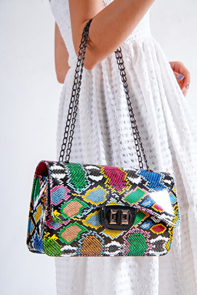 Capone Outfitters Dámská taška přes rameno s hadím vzorem Parma