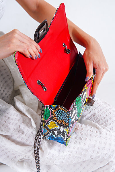 Capone Outfitters Dámská taška přes rameno s hadím vzorem Parma