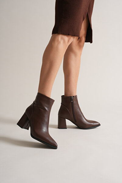 wolfcity Καφέ Μπότες Απλά Γυναικεία Παπούτσια 9-9-0