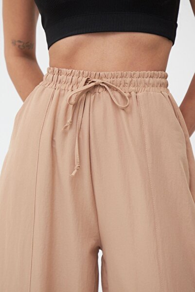 Laluvia Khaki Color Pocketed Ayrobin Shalwar Trousers