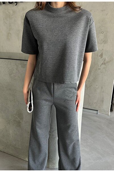 Laluvia Antracitová tepláková souprava s krátkým rukávem a polstrováním