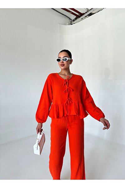 Laluvia Fehér fodros, elöl fűzős, részletgazdag ing nadrág szett