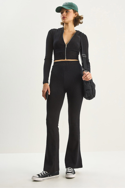 Bianco Lucci Γυναικείο μακρυμάνικο μπλουζάκι με φερμουάρ, ελαφρύ ισπανικό κολάν 2180 60283622