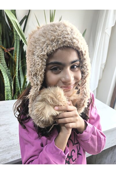 Şimo Butik Girl's Long Pompom Ear-Covering Beanie Plush Puff Soft Camel (Light Tan)