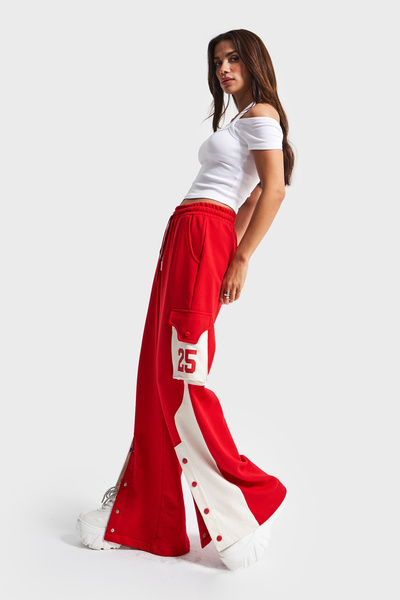 its basic Women's Red Color W5-19 Knitted Fabric Cargo Pocket Loose Fit Design Bottom Sweatpants