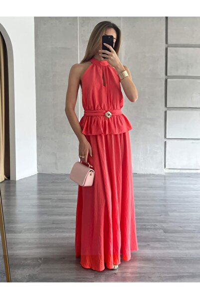 Coral Önü Aksesuarlı Bluz Etek Takım Nar Çiçeği