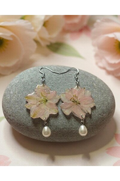Lorys Boutique Hamdmadecu rose earrings in epoxy resin