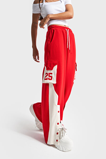 its basic Women's Red Color W5-19 Knitted Fabric Cargo Pocket Loose Fit Design Bottom Sweatpants